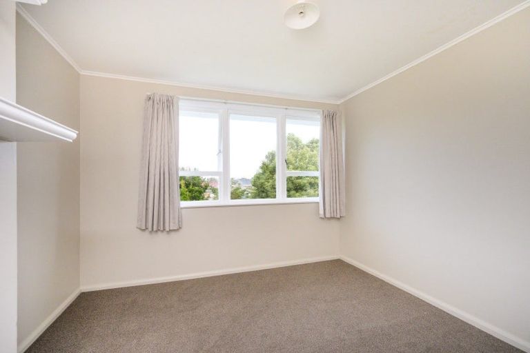 Photo of property in 26 Farnham Avenue, Highbury, Palmerston North, 4412