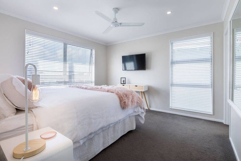 Photo of property in 14 Oioi Road, Hobsonville, Auckland, 0616