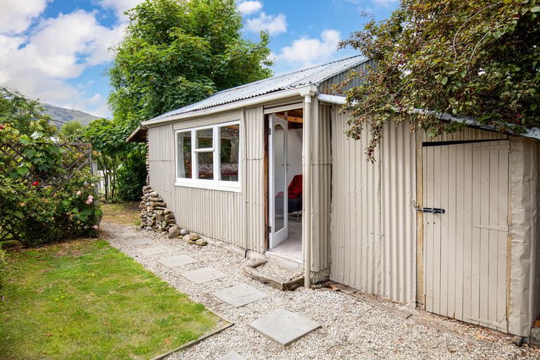 Photo of property in 6 Blyth Street, Clyde, 9330