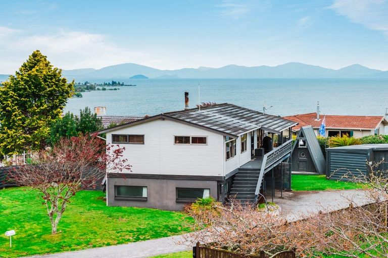 Photo of property in 45 Kurupae Road, Hilltop, Taupo, 3330