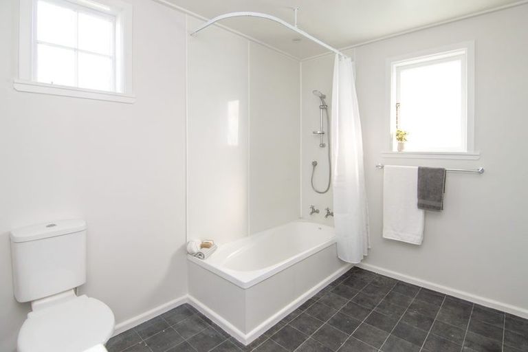 Photo of property in 31b Hulme Street, Roslyn, Palmerston North, 4414