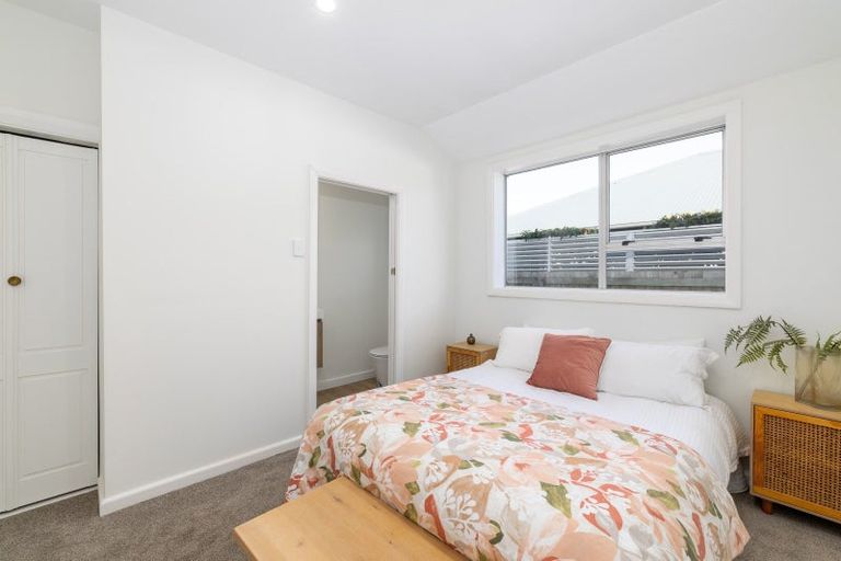 Photo of property in 125 Centaurus Road, Huntsbury, Christchurch, 8022