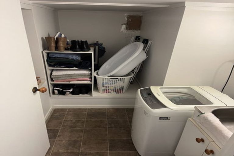 Photo of property in 48 Tiri Tiri Road, Birkdale, Auckland, 0626