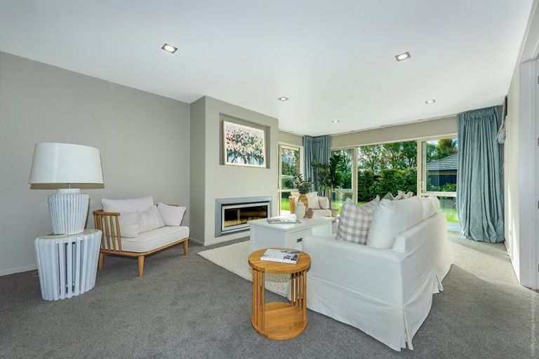 Photo of property in 12 Catkins Lane, Mairehau, Christchurch, 8052