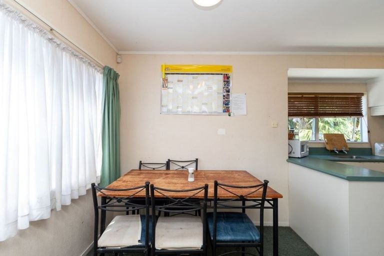 Photo of property in 30b Yeats Crescent, Fairfield, Hamilton, 3214