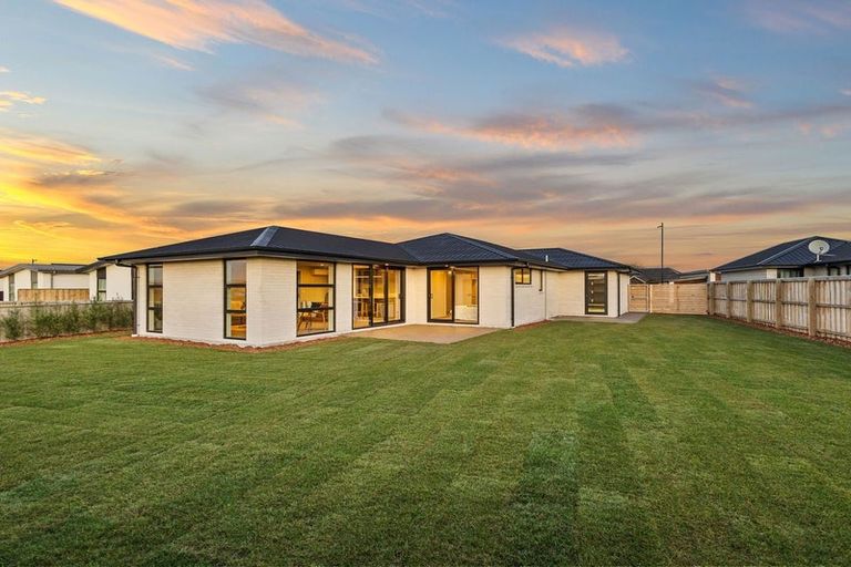 Photo of property in 7 Duporth Road, Rolleston, 7614