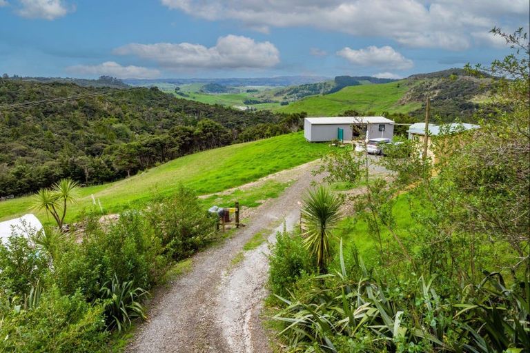 Photo of property in 60 Summer Road, Tinopai, Matakohe, 0593