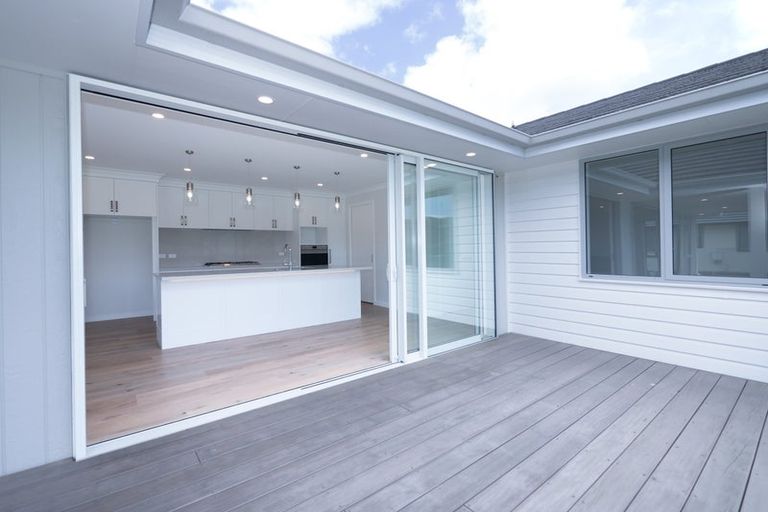 Photo of property in 36 Admiralty Drive, Haruru, 0204