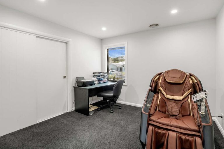 Photo of property in 44 Freedom Drive, Kelvin Grove, Palmerston North, 4414