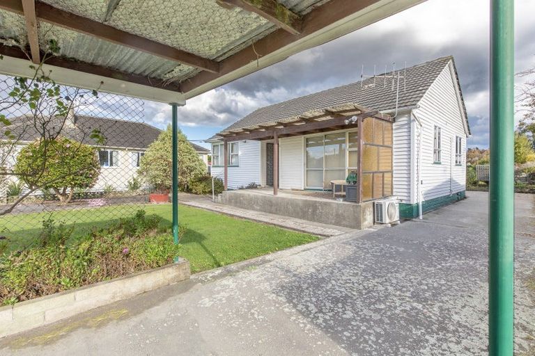 Photo of property in 21 Bibby Street, Waipawa, 4210