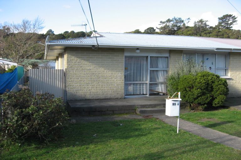 Photo of property in 95a Main Road, Wainuiomata, Lower Hutt, 5014