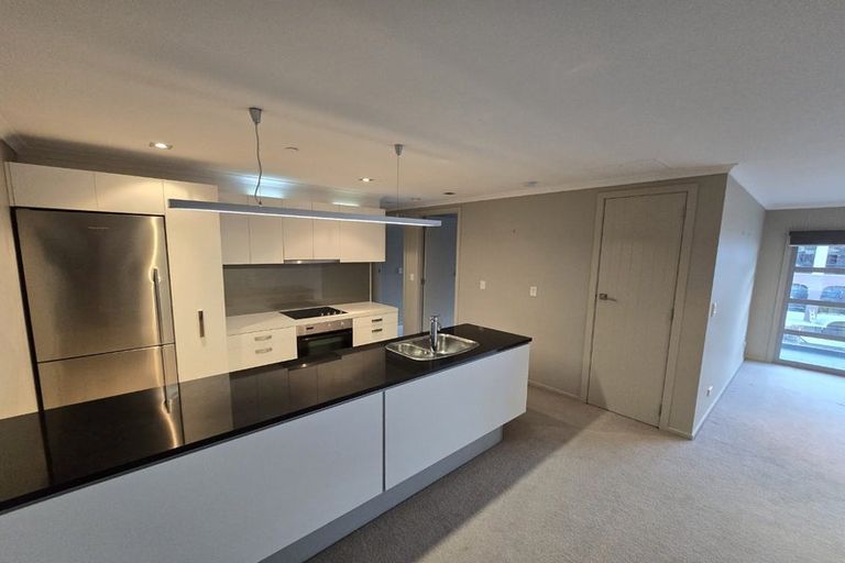 Photo of property in Bellagio Apartments, 5e/39 Taranaki Street, Te Aro, Wellington, 6011