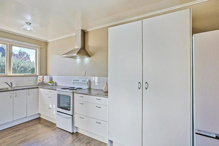 Photo of property in 2/65 Middle Road, Havelock North, 4130