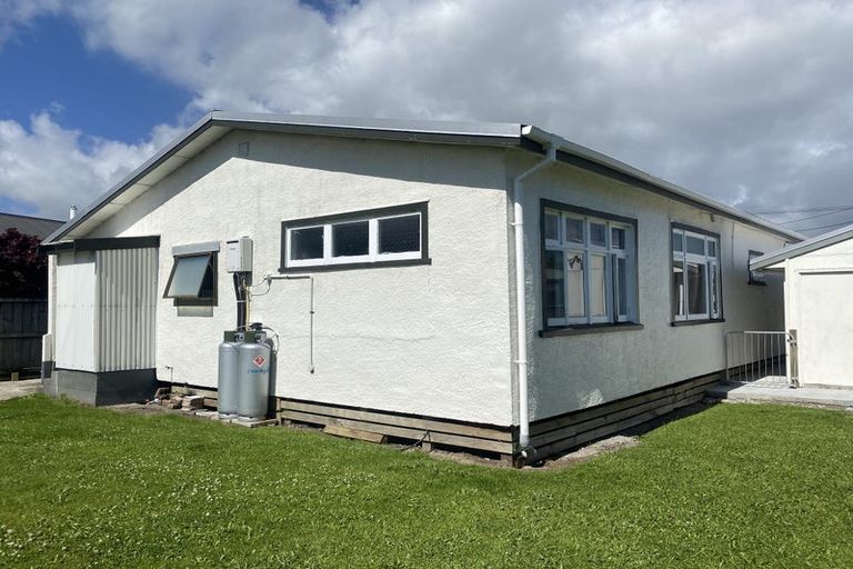 Photo of property in 121 Peel Street, Westport, 7825