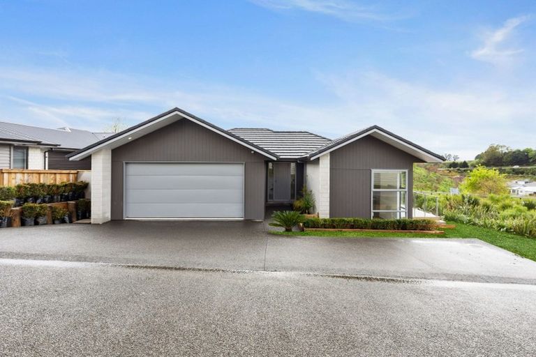 Photo of property in 30 Kiritiana Close, Pyes Pa, Tauranga, 3112