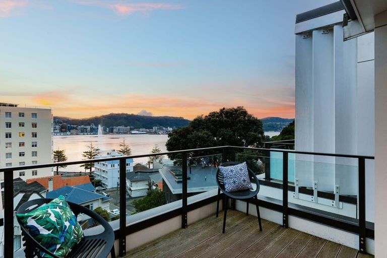 Photo of property in 1c Wilkinson Street, Oriental Bay, Wellington, 6011