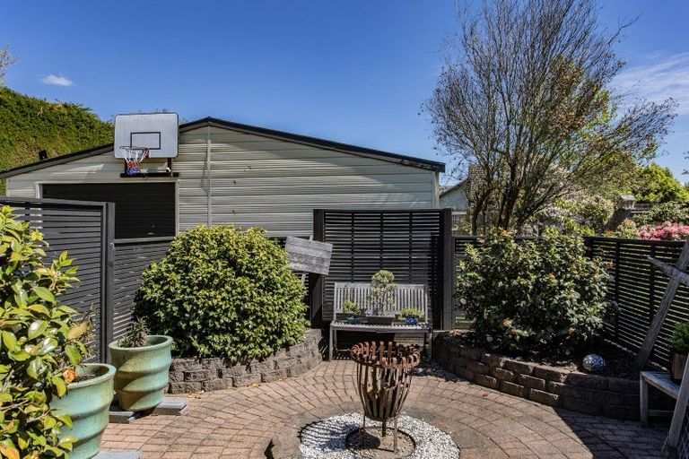 Photo of property in 6 Fairview Briars, Rangiora, 7400