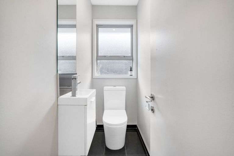 Photo of property in 35 Packard Crescent, Halswell, Christchurch, 8025