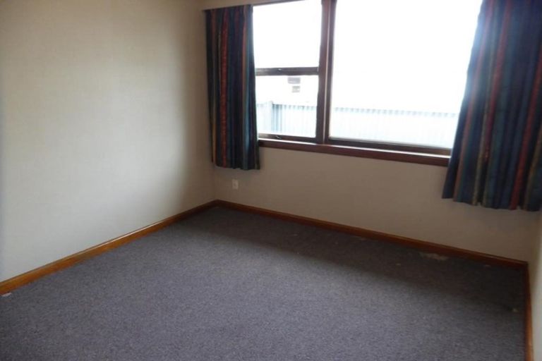 Photo of property in 2/26 Edgeware Road, St Albans, Christchurch, 8014