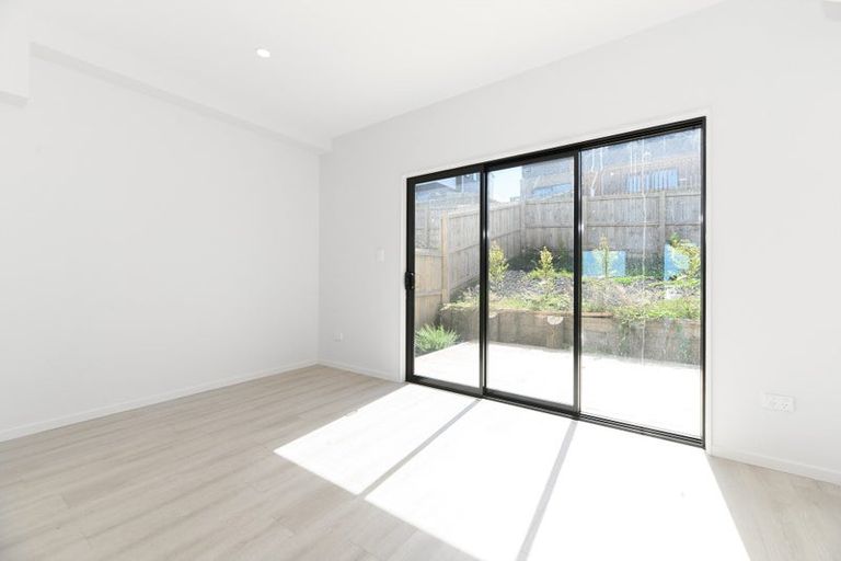 Photo of property in 9 Heketara Place, Papakura, 2110