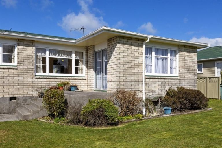 Photo of property in 156 Regan Street, Stratford, 4332