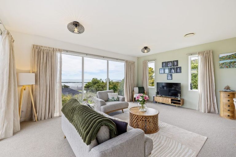 Photo of property in 105 Major Hornbrook Road, Mount Pleasant, Christchurch, 8081