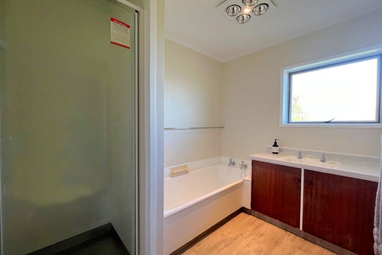 Photo of property in 78 Poaka Avenue, Dinsdale, Hamilton, 3204