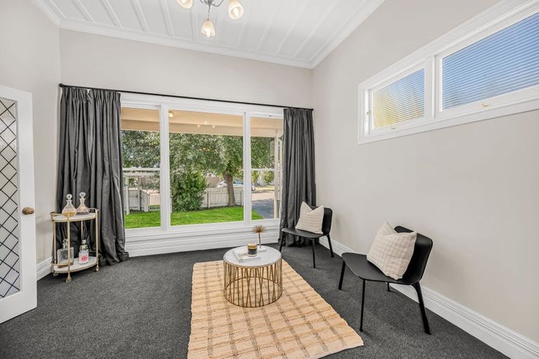Photo of property in 702 Avenue Road West, Saint Leonards, Hastings, 4120