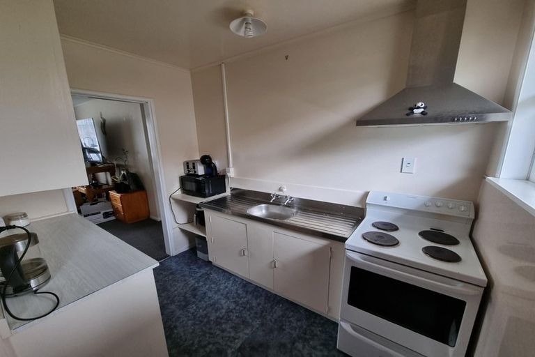 Photo of property in 2/17a Miro Street, Trentham, Upper Hutt, 5018