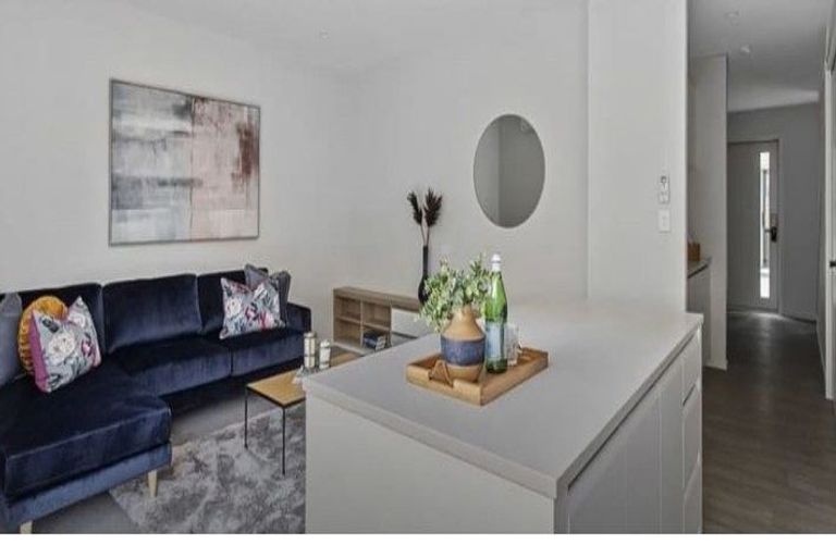 Photo of property in 26u2 Cameron Road, Hamilton East, Hamilton, 3216