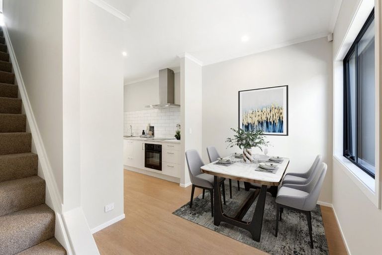 Photo of property in 2/17 Samuel Marsden Place, Whenuapai, 0618