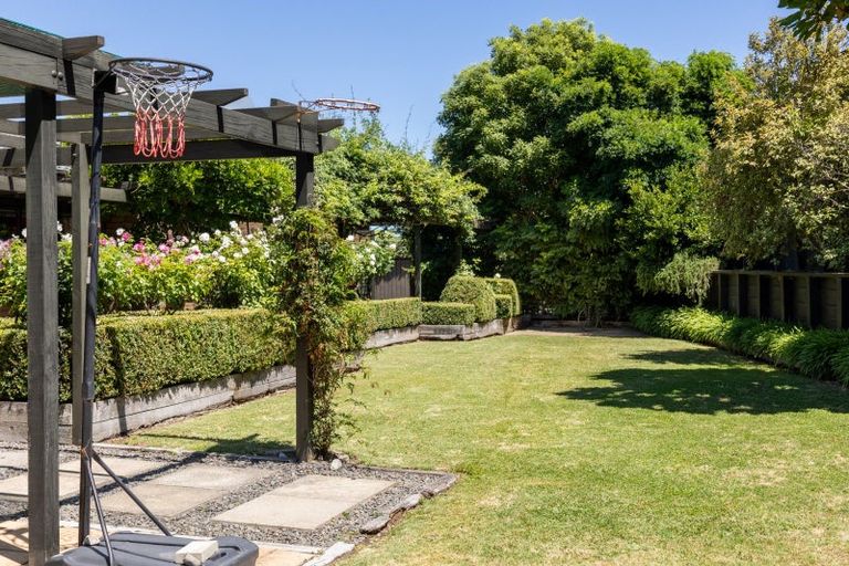 Photo of property in 70 Langdale Avenue, Paraparaumu, 5032