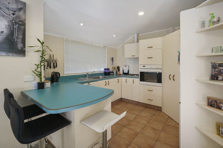Photo of property in 16 Murray Court, Paraparaumu Beach, Paraparaumu, 5032