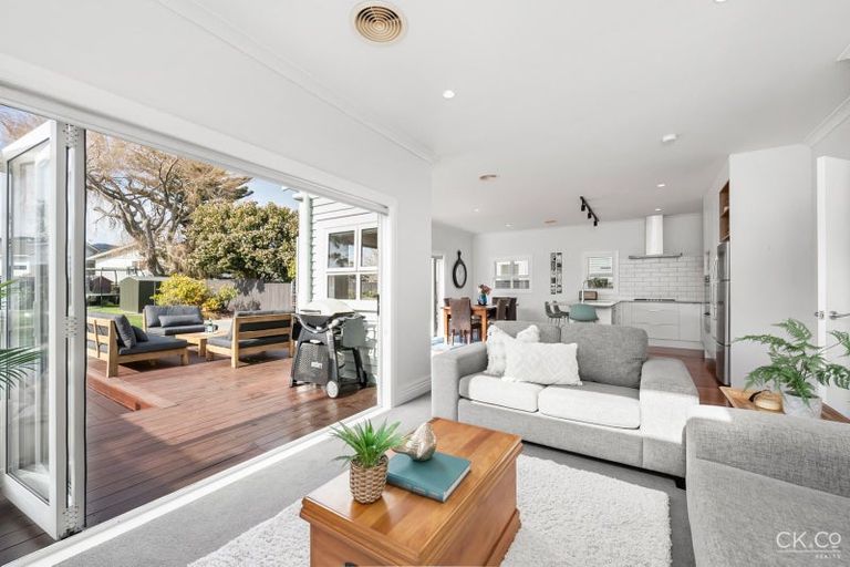 Photo of property in 12 Fitzherbert Street, Alicetown, Lower Hutt, 5010