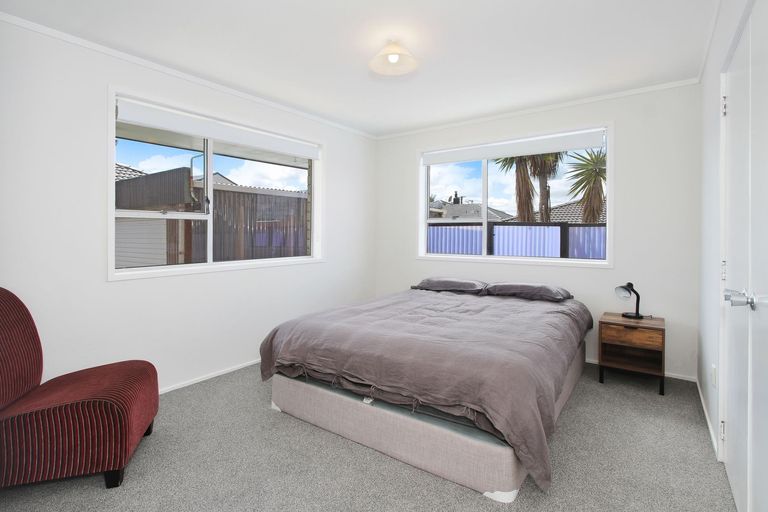Photo of property in 3/36 Churchill Avenue, Manurewa, Auckland, 2102