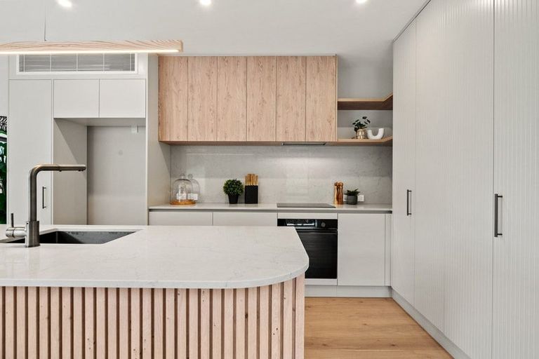 Photo of property in 13 Soudley Court, Jacks Point, Queenstown, 9371