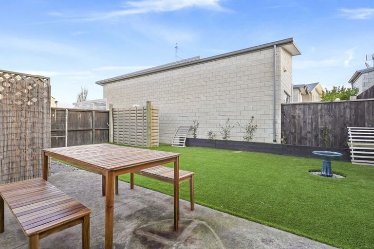 Photo of property in 35 Kanuka Road, Hobsonville, Auckland, 0616