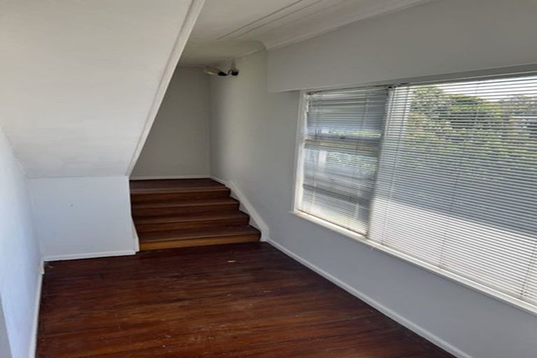 Photo of property in 4 Ramsgate Terrace, Mairangi Bay, Auckland, 0630