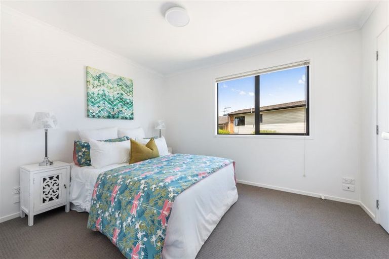 Photo of property in St Claire Village, 49/172 Mcleod Road, Te Atatu South, Auckland, 0610
