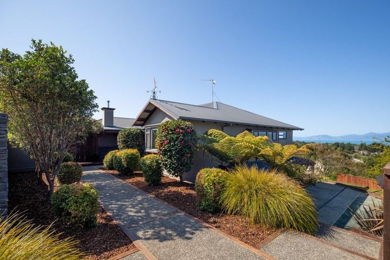 Photo of property in 36 Stagecoach Road, Upper Moutere, 7173