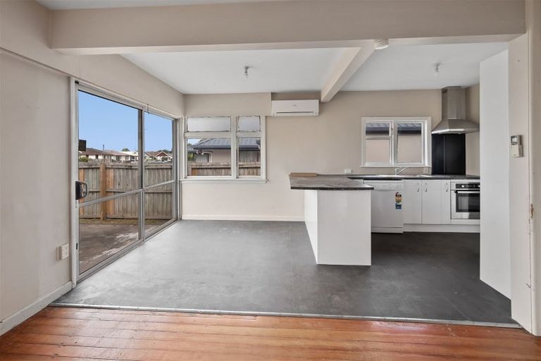 Photo of property in 1/84 Hargood Street, Woolston, Christchurch, 8062