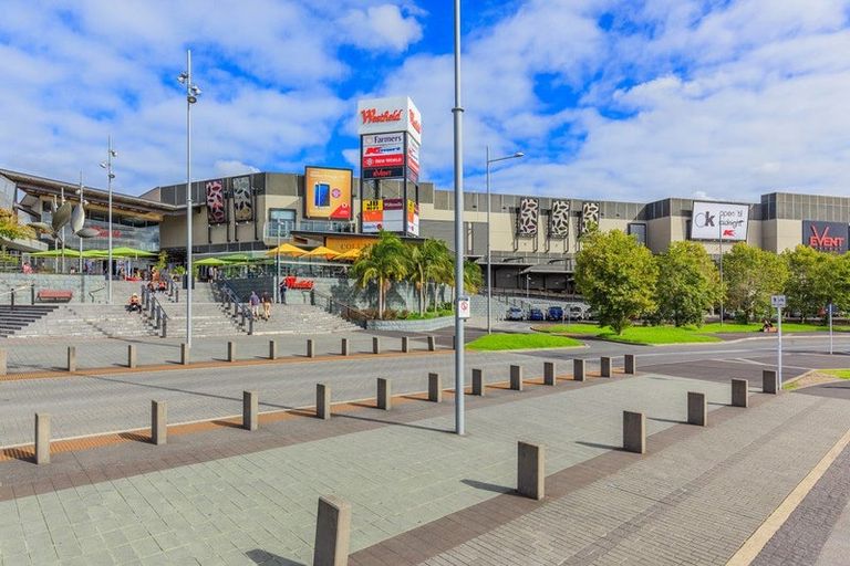 Photo of property in Albany Central, 36a/210 Dairy Flat Highway, Albany, Auckland, 0632