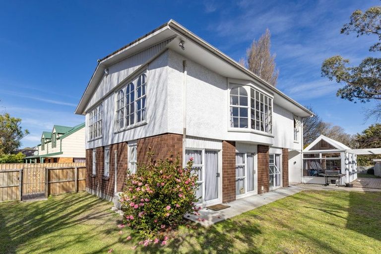 Photo of property in 55 Parkstone Avenue, Ilam, Christchurch, 8041