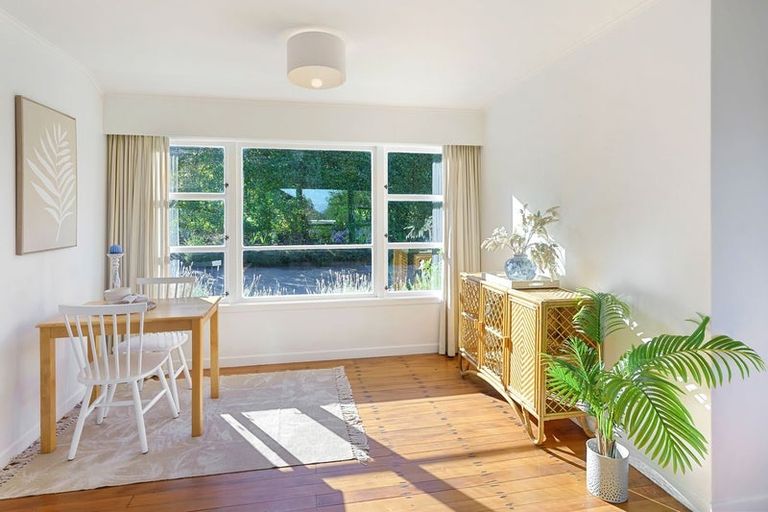 Photo of property in 58 Winara Avenue, Waikanae, 5036