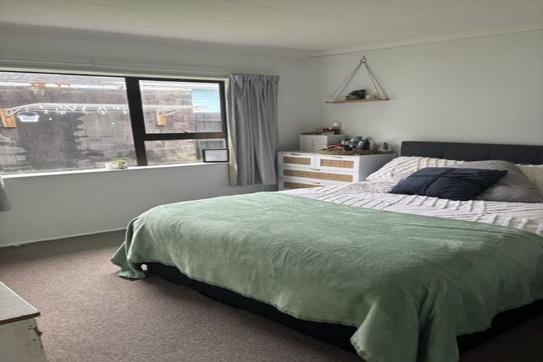 Photo of property in 211 Parklands Avenue, Bell Block, New Plymouth, 4312