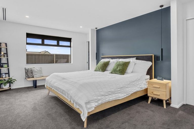 Photo of property in 12 Goldie Drive, Rangiora, 7400