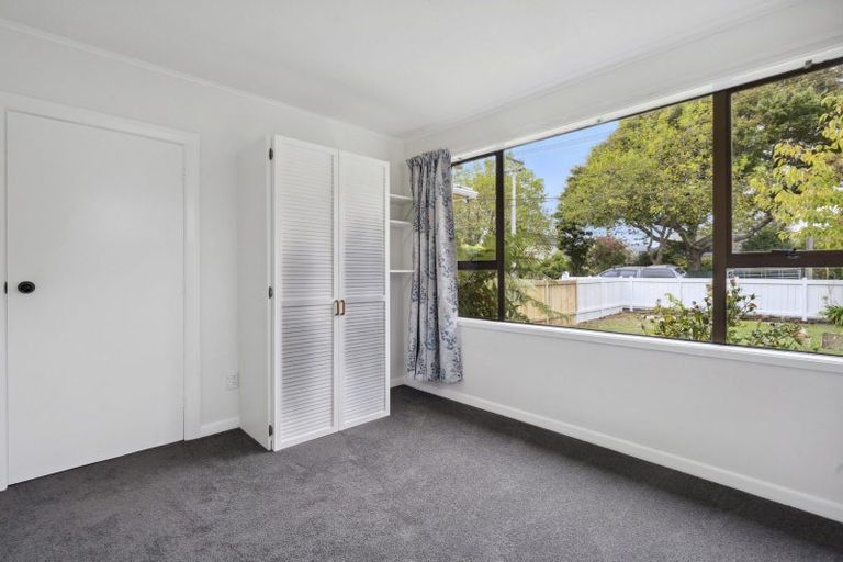 Photo of property in 16 Tawai Street, Trentham, Upper Hutt, 5018