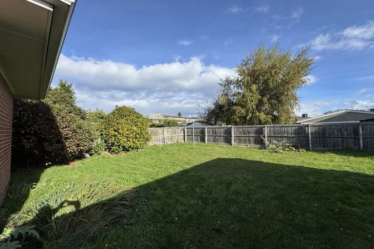 Photo of property in 19 Raleigh Avenue, Fairview Downs, Hamilton, 3214