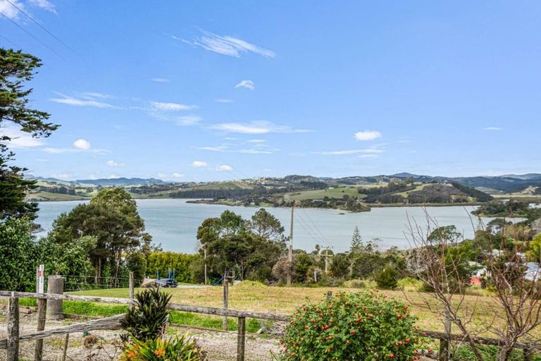 Photo of property in 35 Colonel Mould Drive, Mangonui, 0420