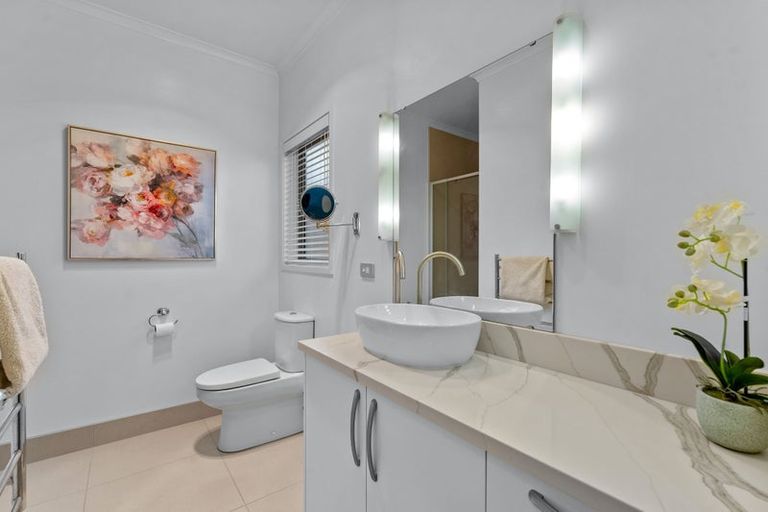 Photo of property in 5 Sophia Place, Karaka, Papakura, 2113